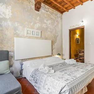 https://appartamento-san-giovanni-florence.it-tuscanyhotel.com
